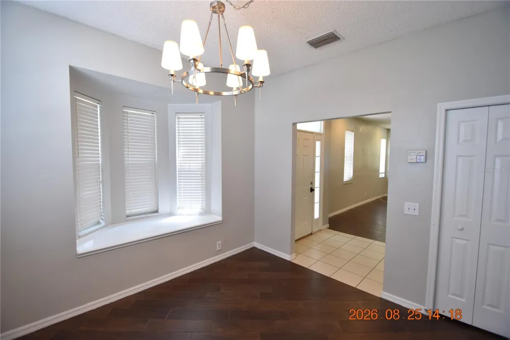 556 BLACK LION DRIVE NE #556 St Petersburg, FL 33716