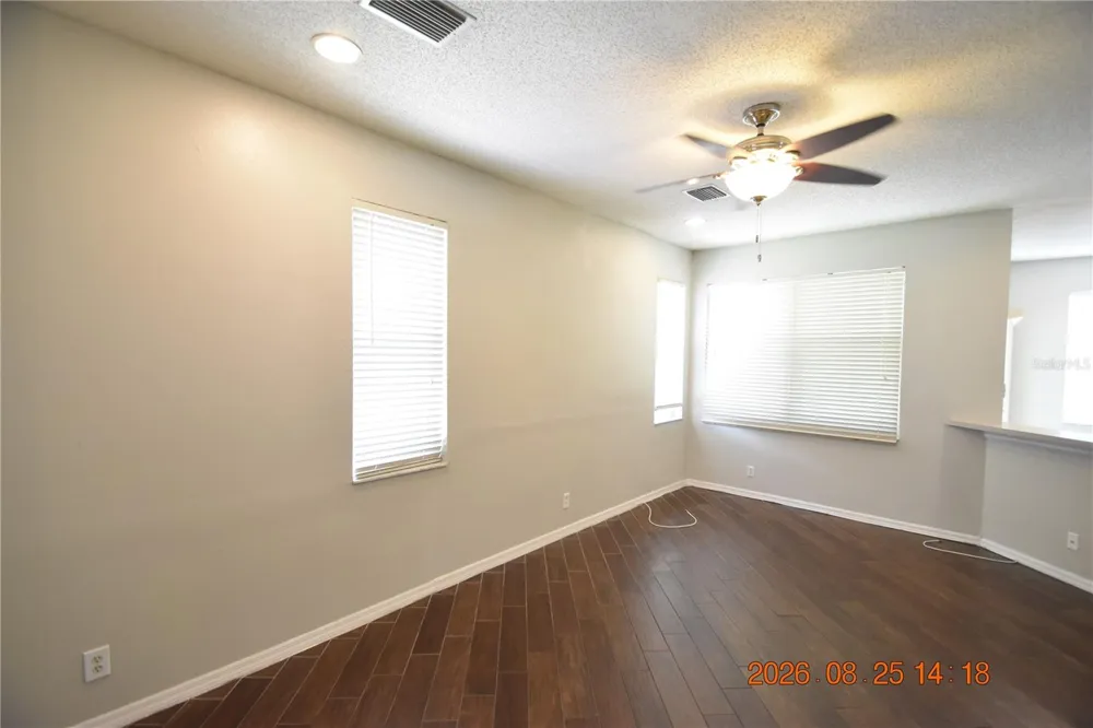 556 BLACK LION DRIVE NE #556 St Petersburg, FL 33716