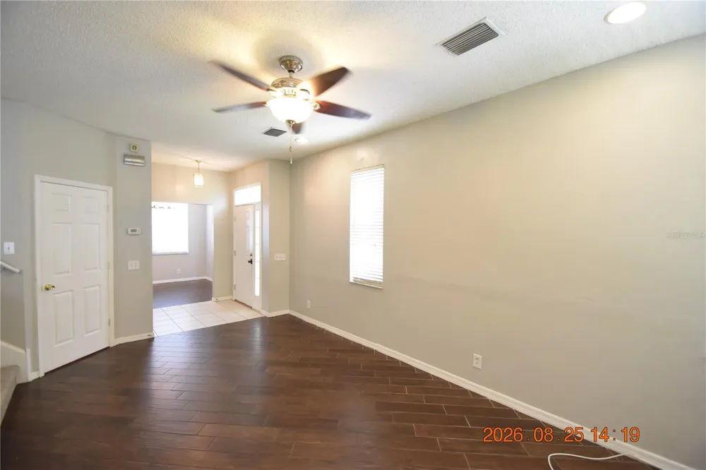 556 BLACK LION DRIVE NE #556 St Petersburg, FL 33716