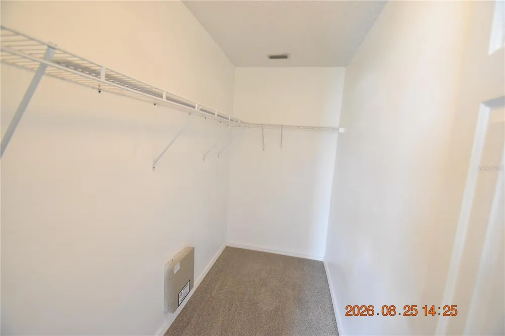 556 BLACK LION DRIVE NE #556 St Petersburg, FL 33716