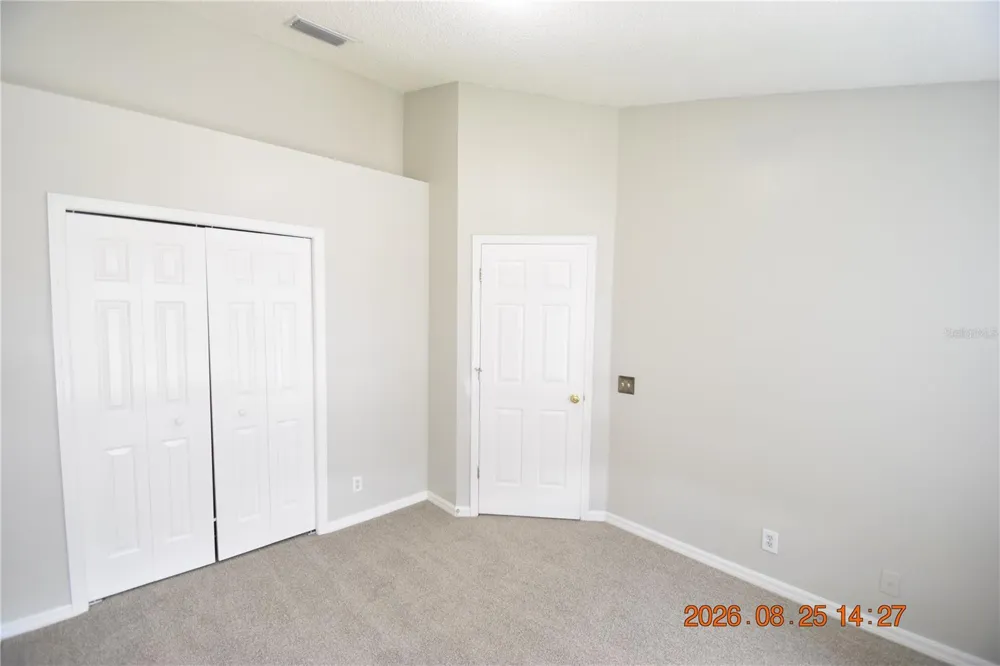 556 BLACK LION DRIVE NE #556 St Petersburg, FL 33716