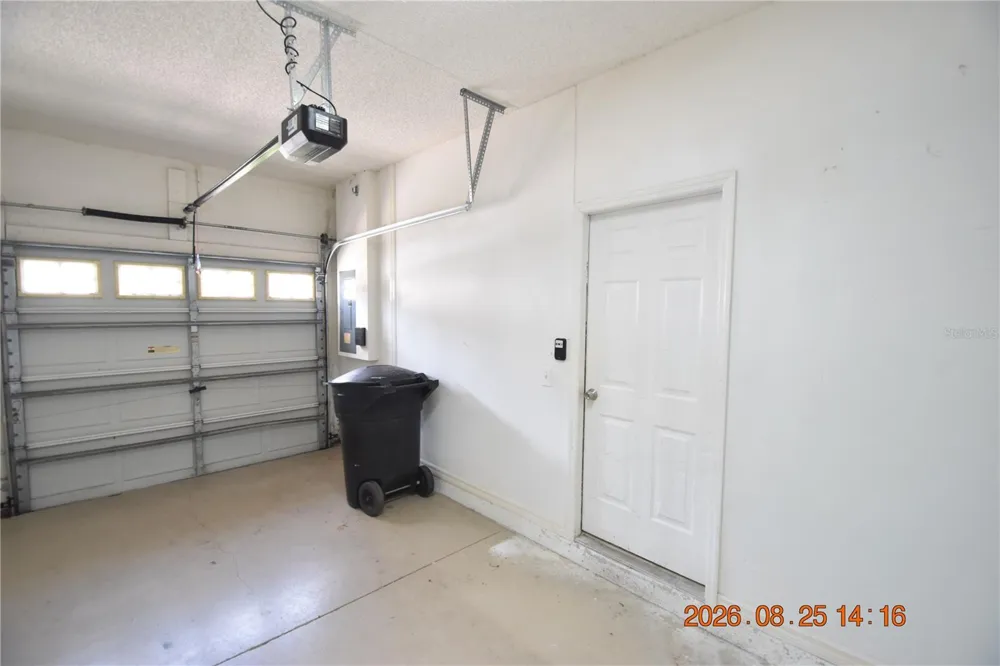 556 BLACK LION DRIVE NE #556 St Petersburg, FL 33716