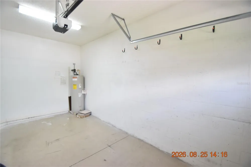 556 BLACK LION DRIVE NE #556 St Petersburg, FL 33716