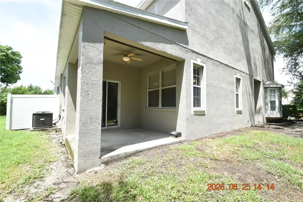 556 BLACK LION DRIVE NE #556 St Petersburg, FL 33716