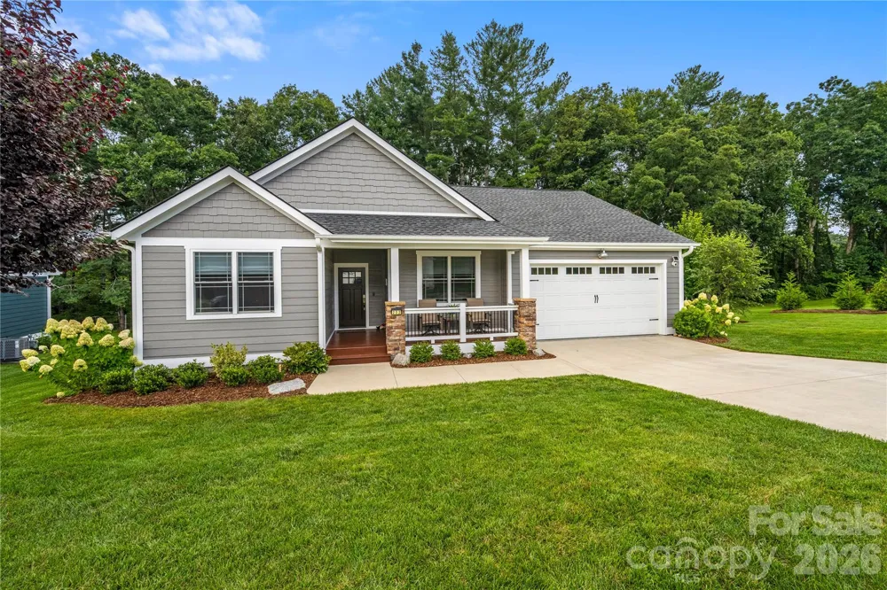202 Windy Acres Knoll Drive Hendersonville, NC 28792