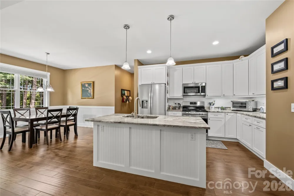 202 Windy Acres Knoll Drive Hendersonville, NC 28792