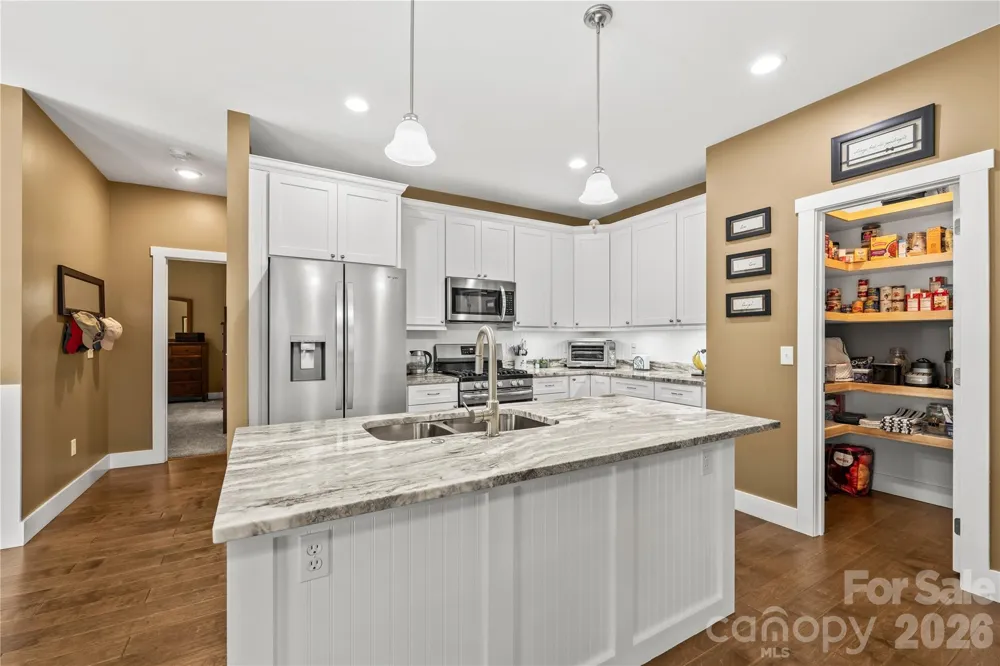 202 Windy Acres Knoll Drive Hendersonville, NC 28792