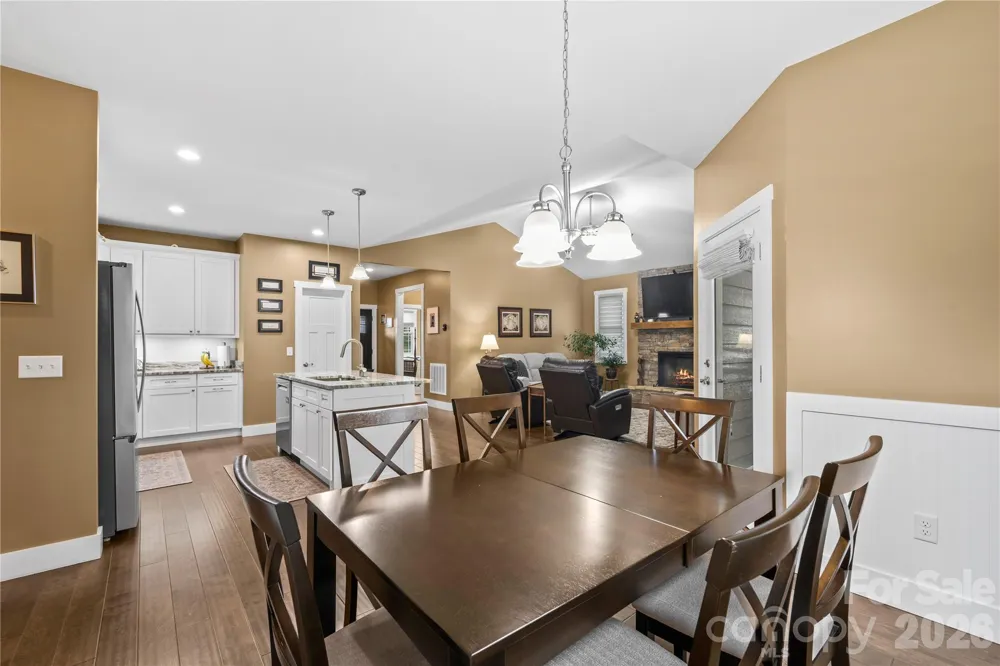 202 Windy Acres Knoll Drive Hendersonville, NC 28792