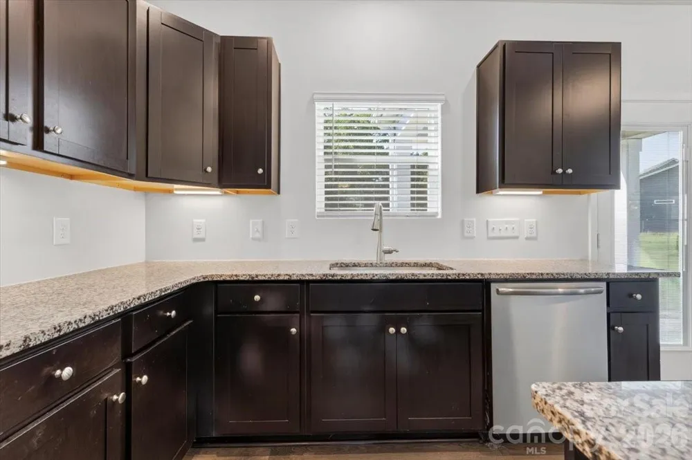 1406 Black Walnut Street Monroe, NC 28112