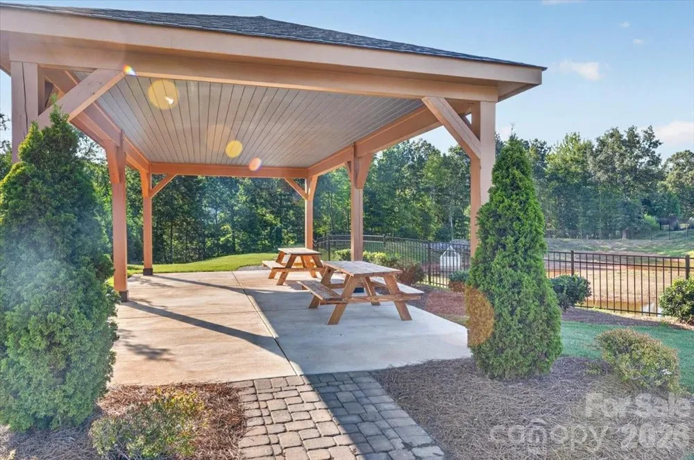 1406 Black Walnut Street Monroe, NC 28112