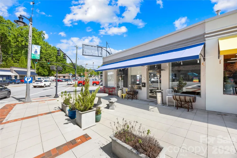158,148 Trade Street Tryon, NC 28782