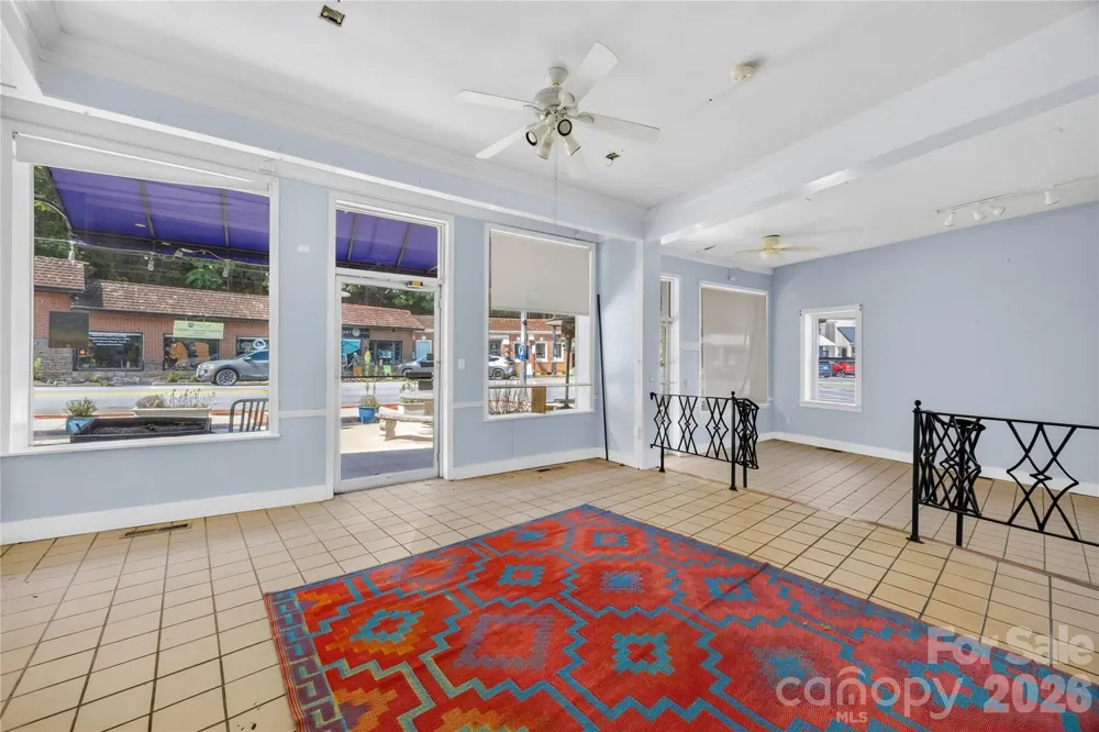 158,148 Trade Street Tryon, NC 28782