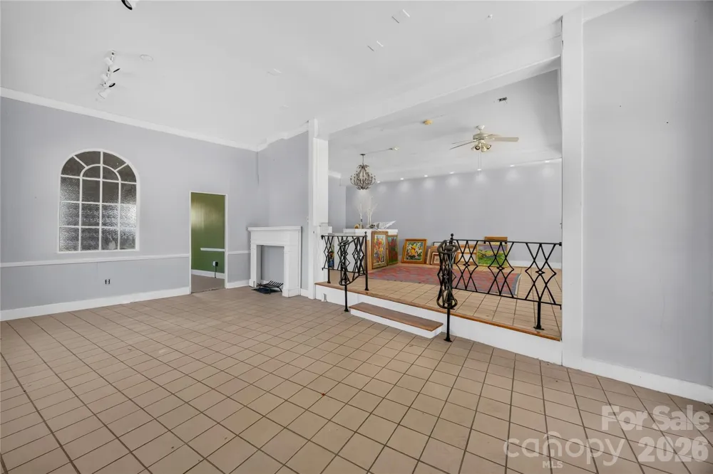 158,148 Trade Street Tryon, NC 28782
