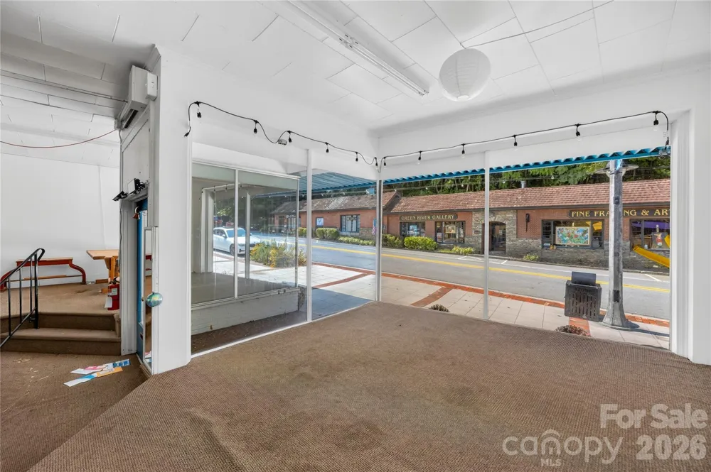 158,148 Trade Street Tryon, NC 28782