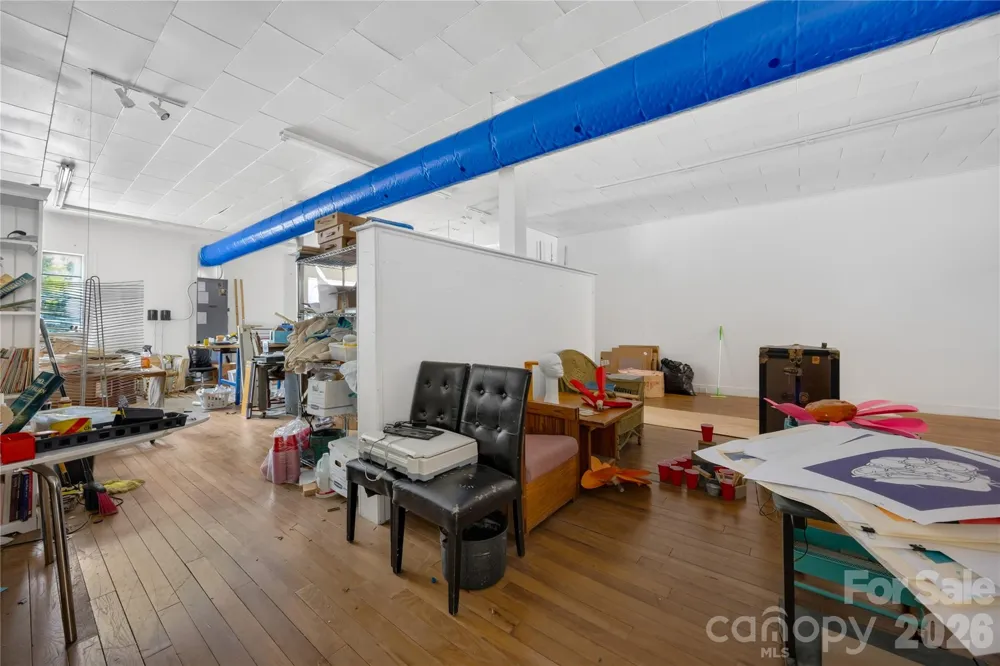 158,148 Trade Street Tryon, NC 28782