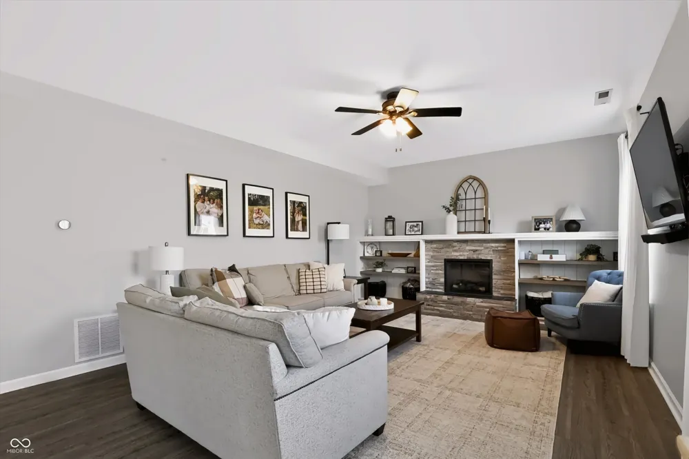 10450 Deercrest Lane Indianapolis, IN 46239