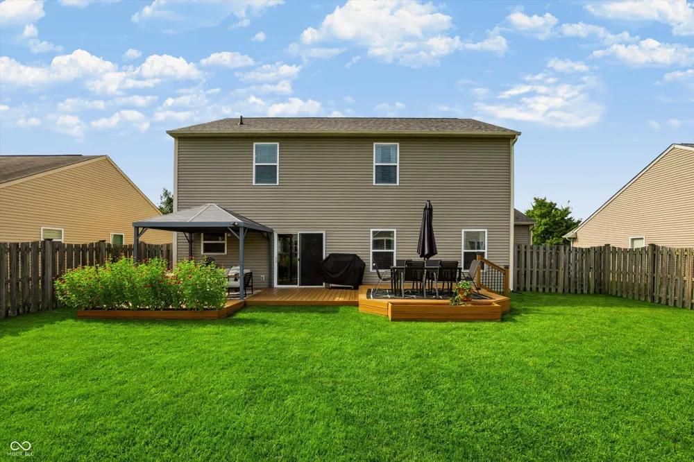 10450 Deercrest Lane Indianapolis, IN 46239