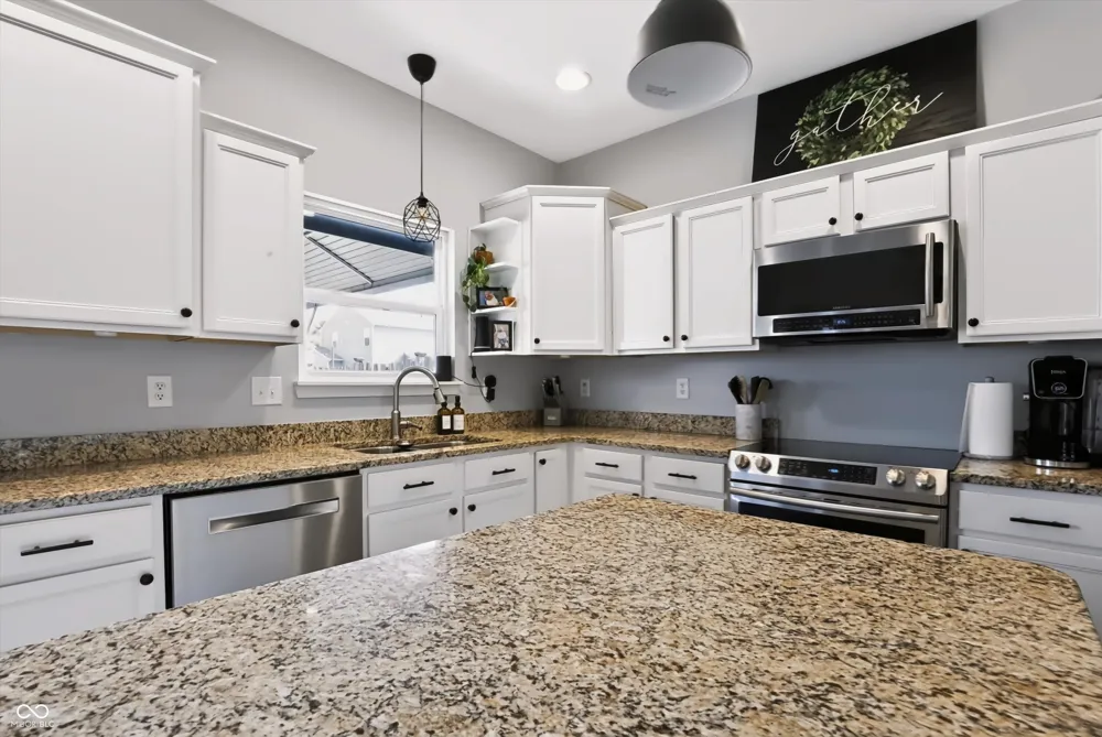 10450 Deercrest Lane Indianapolis, IN 46239