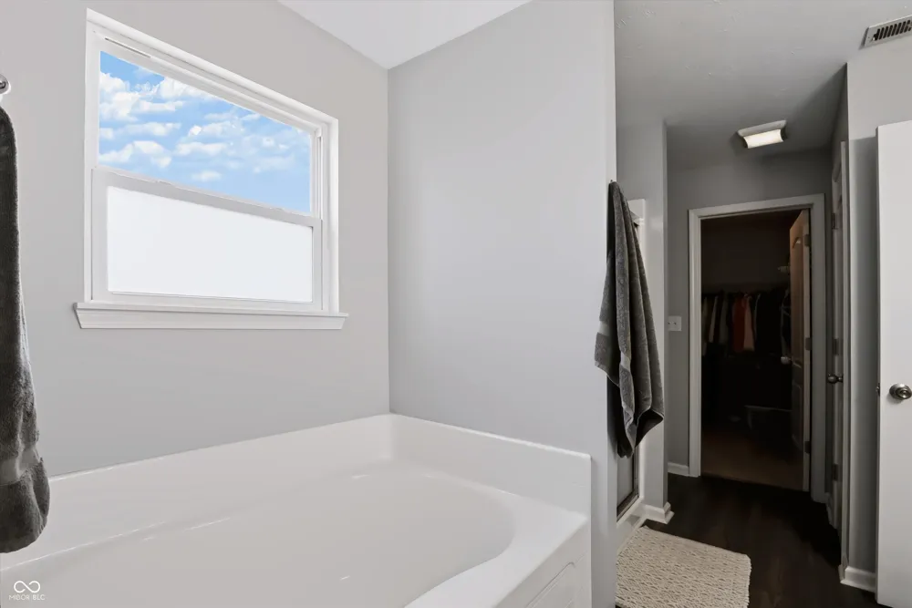 10450 Deercrest Lane Indianapolis, IN 46239