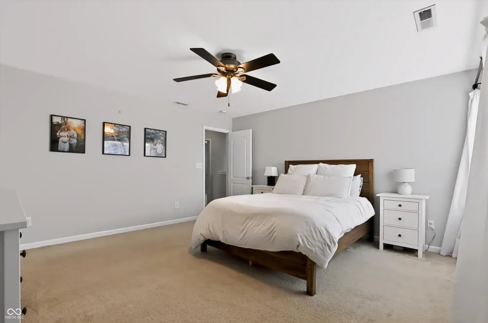 10450 Deercrest Lane Indianapolis, IN 46239