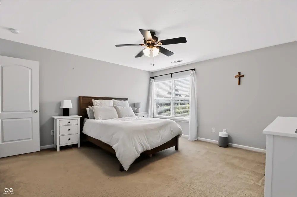 10450 Deercrest Lane Indianapolis, IN 46239