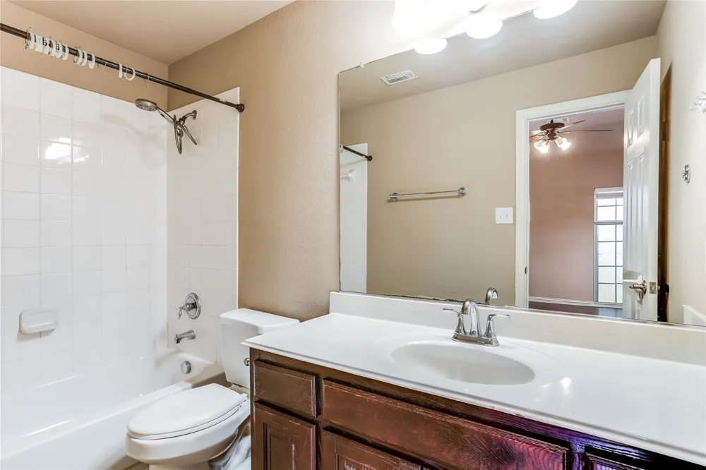 1014 Kaylie Street Grand Prairie, TX 75052