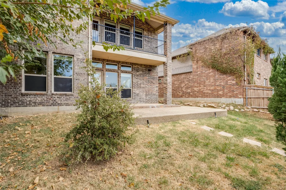 1014 Kaylie Street Grand Prairie, TX 75052
