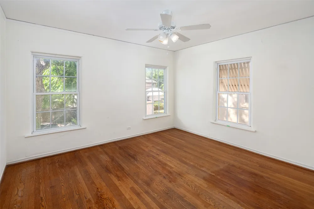 4229 Emerson Avenue University Park, TX 75205