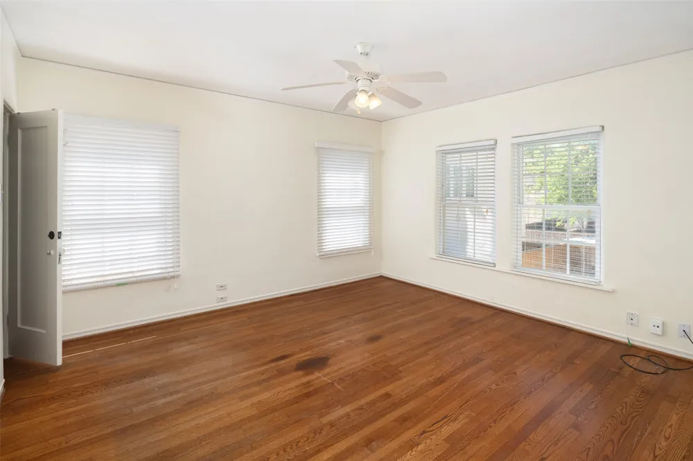 4229 Emerson Avenue University Park, TX 75205
