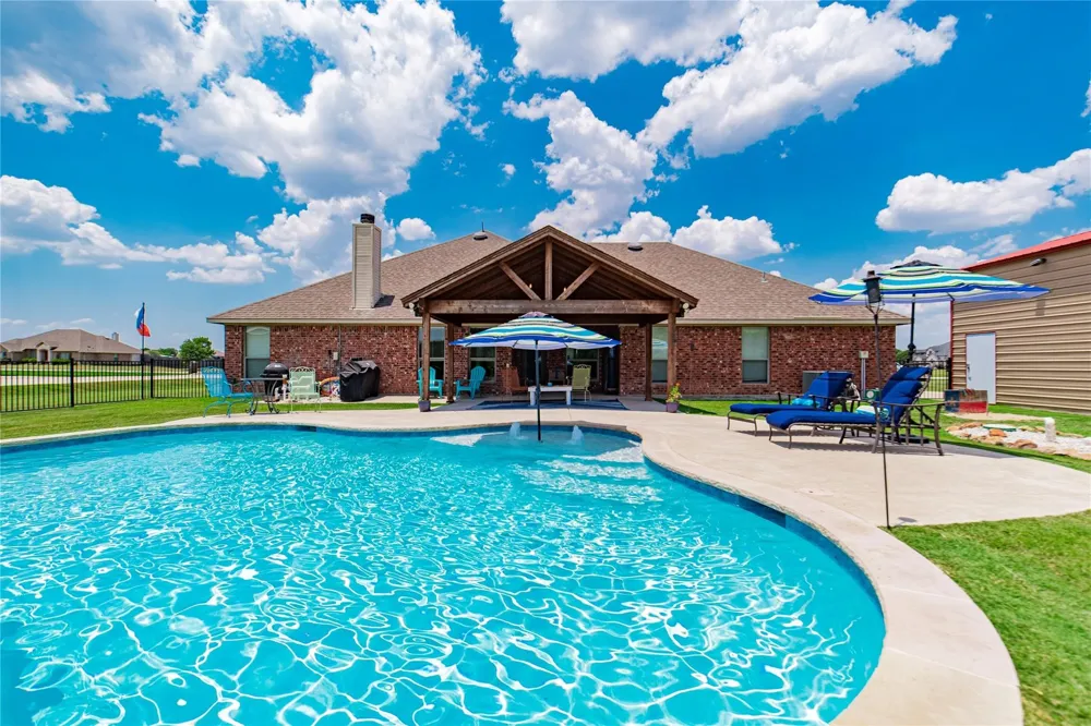 245 Mckinley Lane Royse City, TX 75189