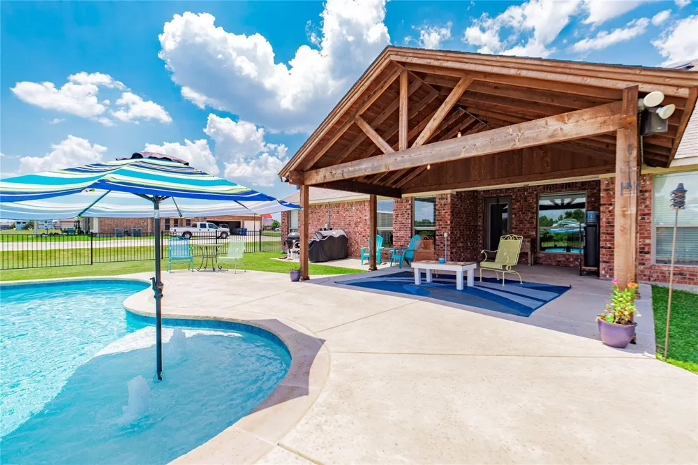 245 Mckinley Lane Royse City, TX 75189