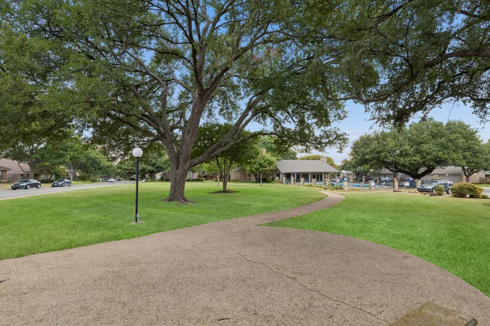 9622 Highland View Drive Dallas, TX 75238