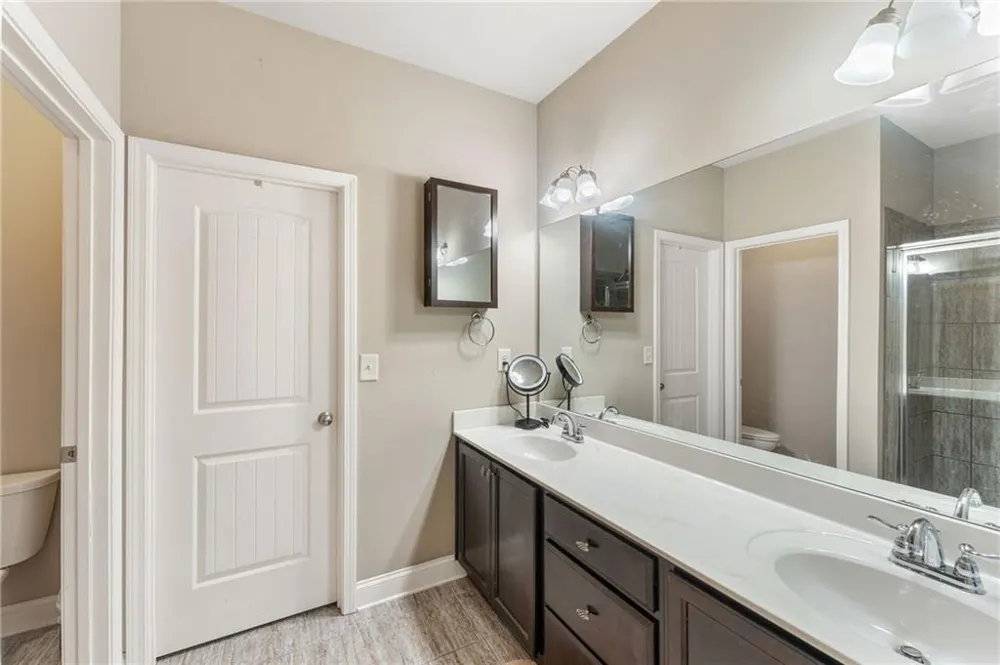 194 Hawthorne Ridge Circle Dallas, GA 30132
