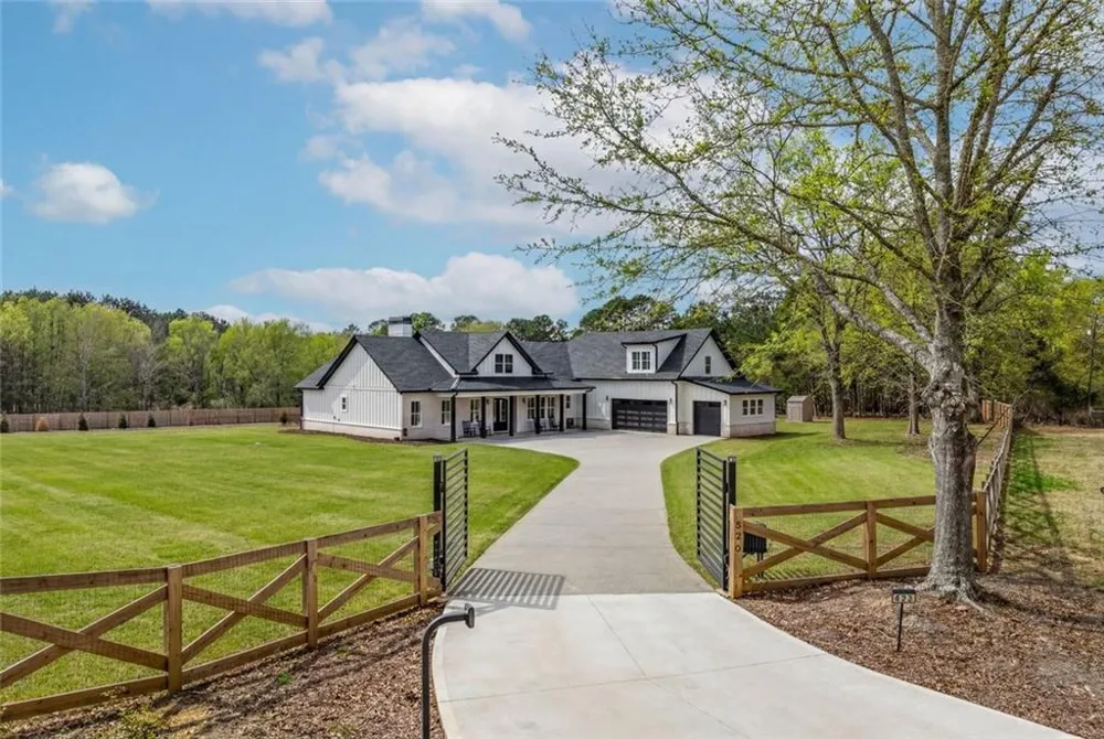 825 Arch Tanner Road Bethlehem, GA 30620
