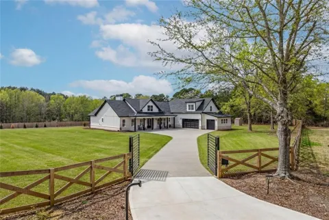 825 Arch Tanner Road