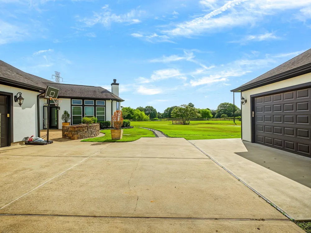 6630 Anthonia Lane Richmond, TX 77406