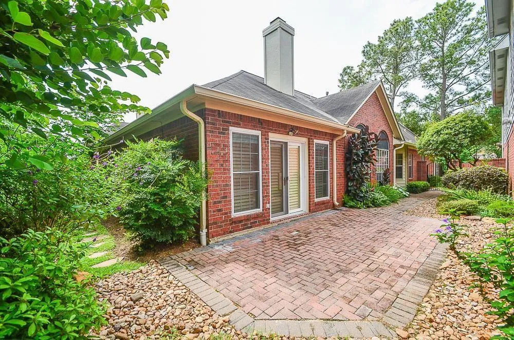 46 Grants Lake Circle Sugar Land, TX 77479