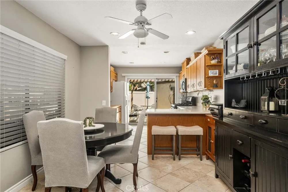 2943 Cottonwood #1 Orange, CA 92865