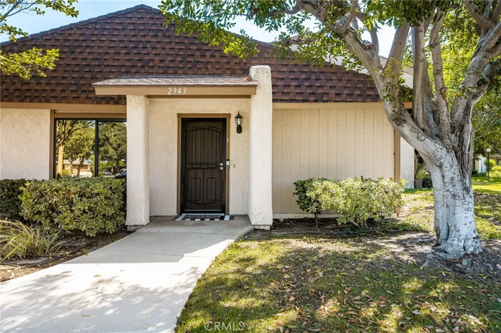 2943 Cottonwood #1 Orange, CA 92865