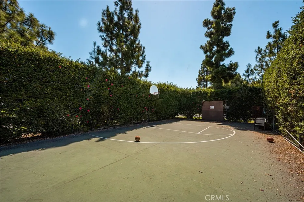 2943 Cottonwood #1 Orange, CA 92865
