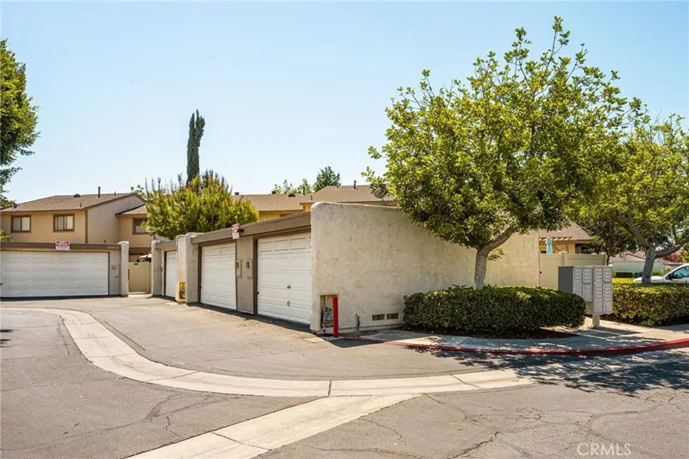 2943 Cottonwood #1 Orange, CA 92865