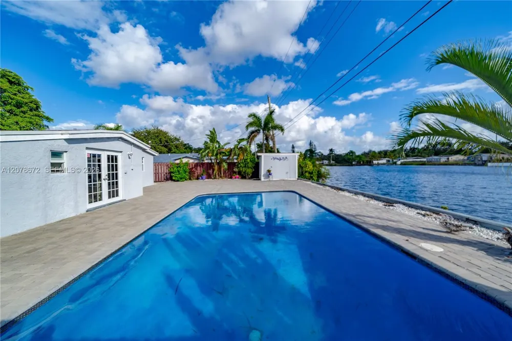5900 FARRAGUT DR #0 Hollywood, FL 33021