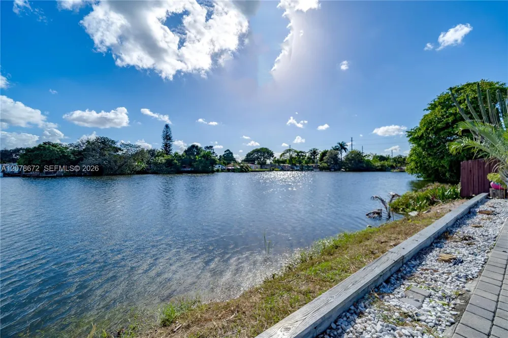 5900 FARRAGUT DR #0 Hollywood, FL 33021