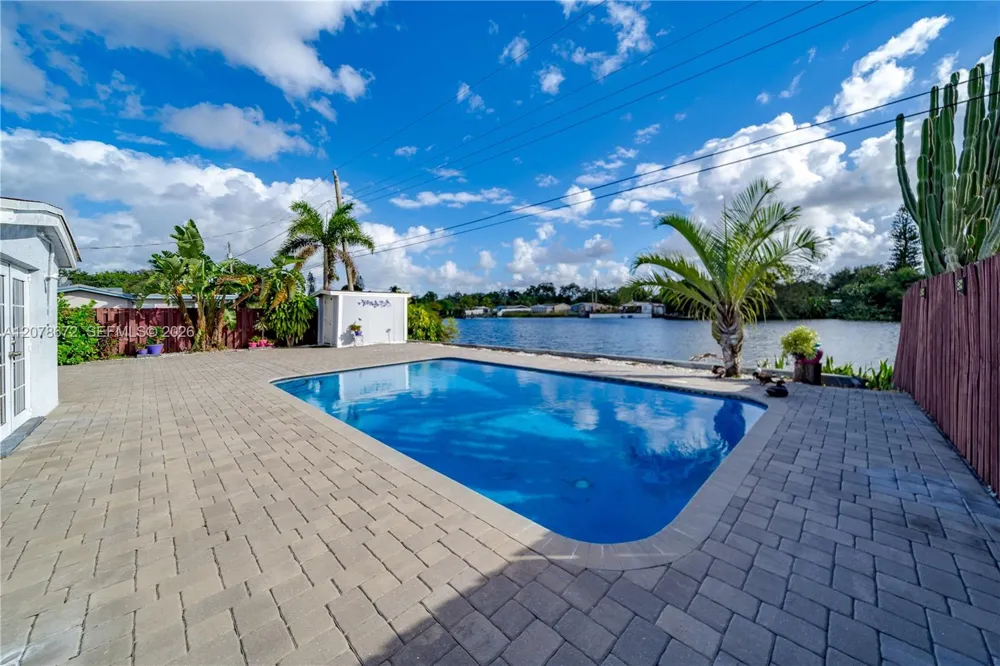 5900 FARRAGUT DR #0 Hollywood, FL 33021