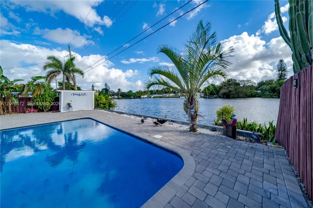 5900 FARRAGUT DR #0 Hollywood, FL 33021