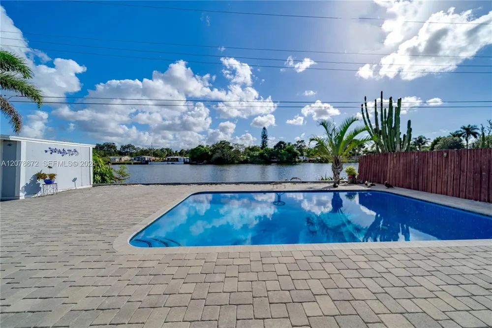 5900 FARRAGUT DR #0 Hollywood, FL 33021