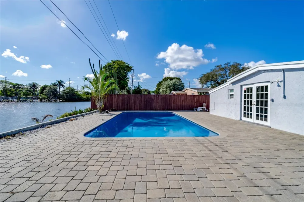 5900 FARRAGUT DR #0 Hollywood, FL 33021
