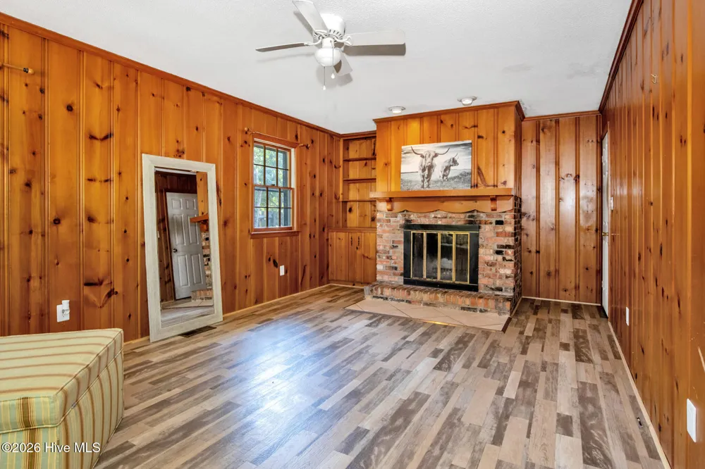 419 Dunmore Road Fayetteville, NC 28303