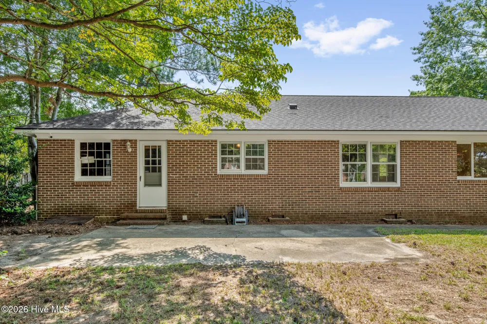 419 Dunmore Road Fayetteville, NC 28303