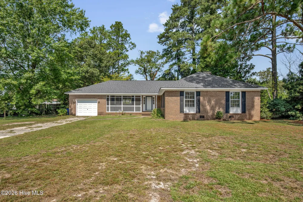 419 Dunmore Road Fayetteville, NC 28303